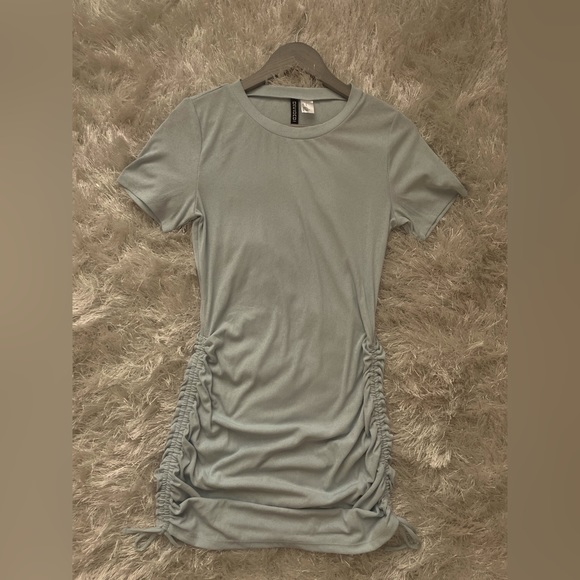 Short Sleeve Baby Blue Side Bow-Tie Mini Dress - Picture 1 of 5